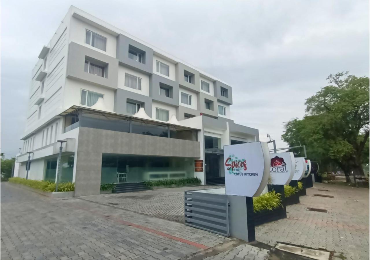 Hotel Visakka Palani Exterior photo